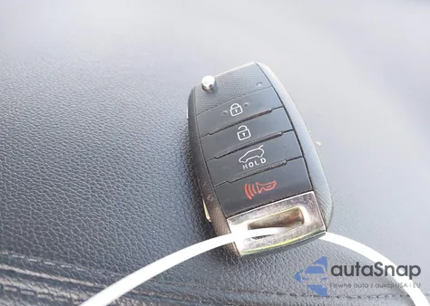 2017 Kia Sorento 2.4L Lx z USA, uszkodzony, nr VIN 5XYPG4A3XHG271647